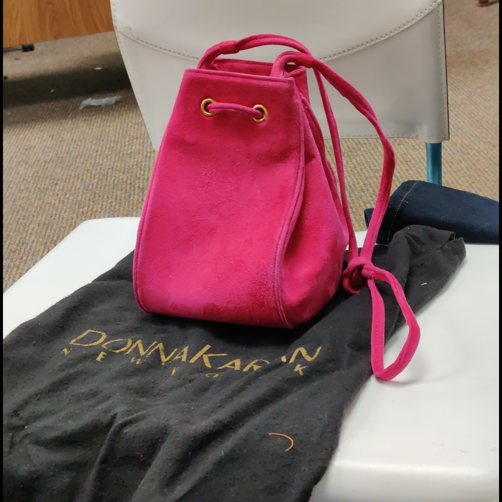 Donna Karen pink suede shoulder bag with original